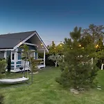 By The Sea Lodges *